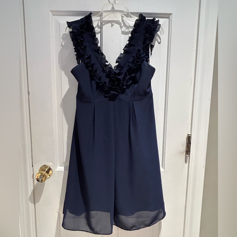 Gorgeous Lilly Pulitzer cocktail dress, navy chiffon.